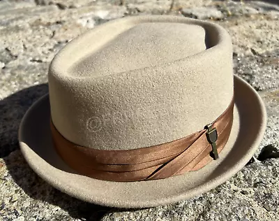 Authentic Brixton Wool Stout Pork Pie Brimmed Hat Metal Crest Pin Sand Tan Brown • $49.69