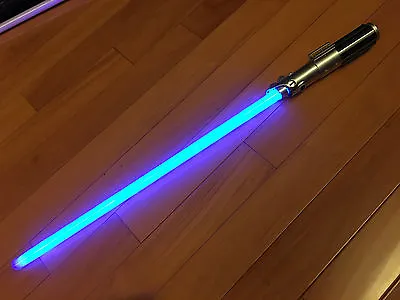 Master Replicas Star Wars Luke Skywalker ANH Ultimate FX Lightsaber *Prototype* • $2999