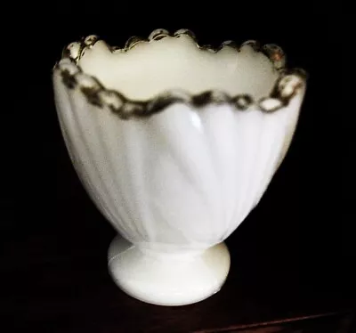 White Ribbed Leaf Pattern  Milk Glass Egg Cup Serrated Edge With Silver • $9.95