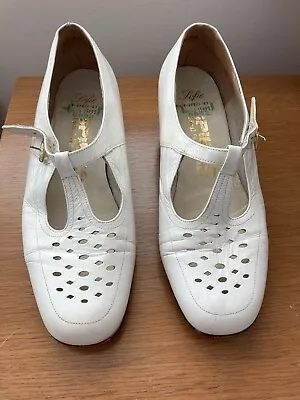 £17.99 • Buy White Vintage Mod SPIESS Ladies Shoes Size 5.5