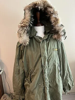 Vintage M-1951 Medium Fishtail Parka Shell W/ Liner With Real Fur Hood • $299.99