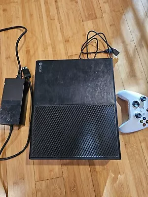 Microsoft Xbox One 500GB Console - Black Model 1540 - Read Description • $56