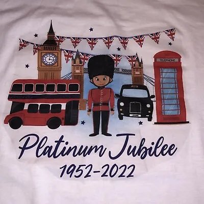 Platinum Jubilee T-Shirt Queen Elizabeth 1952-2022 London Union Jack Mens XL • £19.95