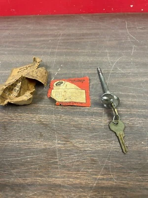 $79.99 • Buy 1942-1947 Dodge Chrysler Desoto Plymouth Door Lock Cylinder With Keys Nos Yale