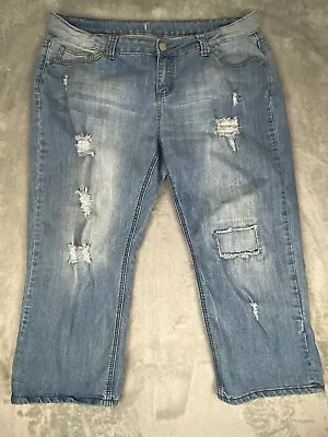 ZANADI Women's Size 20W Distressed Patch Cropped Jeans Mid Rise Light Wash Y2K • $36.99