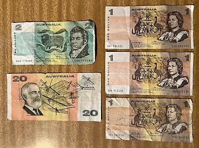 Vintage Australian Money 5 X Paper Notes ~ $20 X 1 $2 X 1 $1 X 3 • $39.95