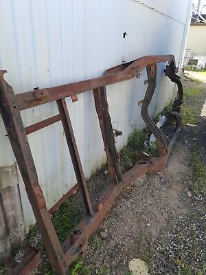 HOLDEN HQ One Tonner Chassis • $1000