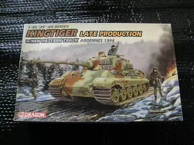 1/35 Dragon/Cyber ​​Hobby Germany King Tiger Late El Battle Of The Bulge Tank Un • $85.81