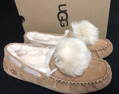 UGG Australia Dakota Pom Pom Chestnut Moccasin Slipper Womens Size 1019015 Shoes • $69.99