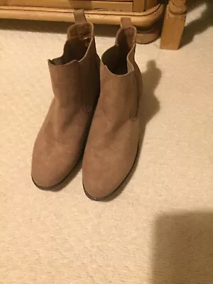 Tan Suede Finish Chelsea Boots Size 6 Good Condition • £10