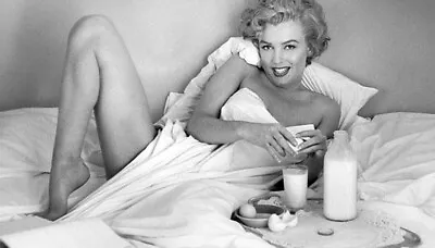 Marilyn Monroe Gym Workout Sport Classic Retro Print Poster Wall Art Picture A4+ • £4.89