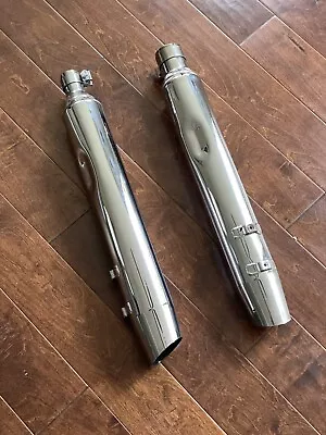 Harley Davidson OEM Stock Chrome Touring Exhaust Mufflers Set 64900236 FLH FLTR • $35