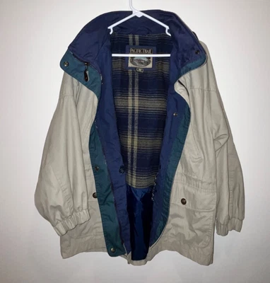 $7 • Buy Vintage Pacific Trail Men’s Gorpcore Flannel Lined Hooded Tan Jacket Size M
