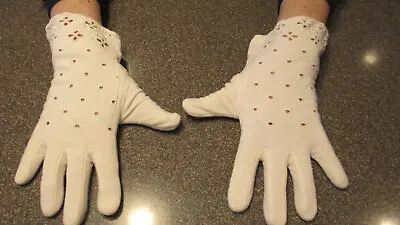 Vintage GM White Women's Evening Gloves • $10