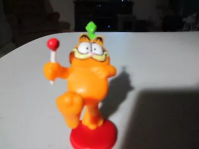 Vintage Garfield  PVC Figure 1981 3  • $3.99