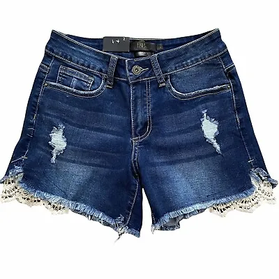 Lucky And Blessed Boutique NWT $35 Lace Trim Denim Cut Off Shorts WomeSize 2 • £19.28