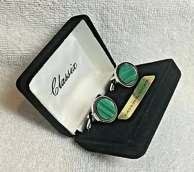 CL1808S CLASSIXjewels CUFF LINKS SILVER TONED WITH GENUINE MALACHITE STONE • $14.99