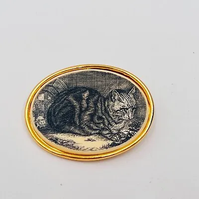 Vintage MFA Museum Of Fine Arts Cat & Mouse Faux Scrimshaw Brooch Pin Gold Tone • $27.95