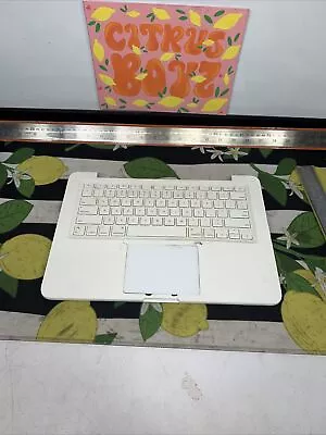 🍋 Apple MacBook A1342 White FOR PARTS AND FOR REPAIRS No Back Case No Screen 🍊 • $25