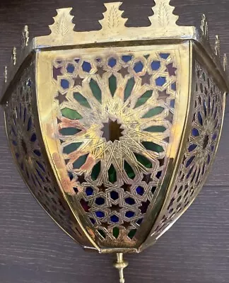 Handmade Moroccan Wall Sconce Brass Scallop Pattern Stained Glass • $55