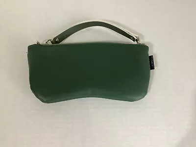 Prive Revaux Zipper Case Green NO GLASSES A491018 • $7.99