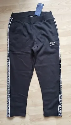 Bnwt Umbro Fleece Bottoms Joggers Black Size S • £9.99