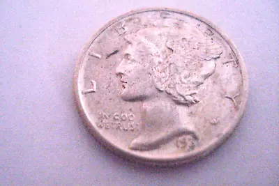 1937-d-mercury Dime-h-021 • $7.99