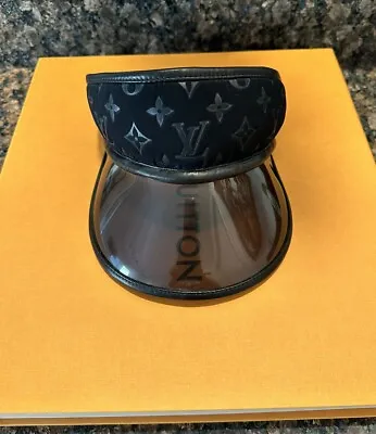 AUTHENTIC LOUIS VUITTON Women’s Visor • $863