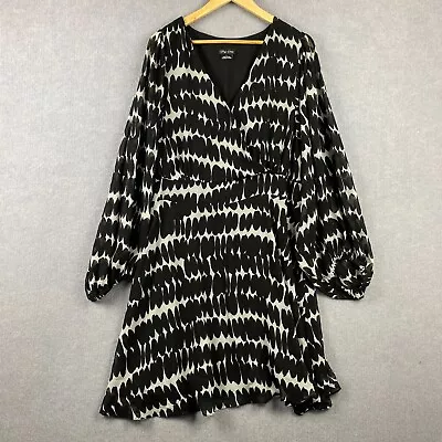 City Chic Dress Large Black White Abstact Pattern Wrap Balloon Sleeve V Neck • $24.95