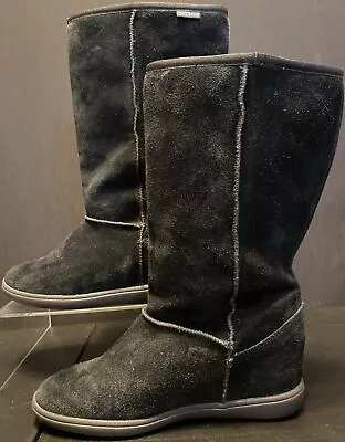 Sketchers SKCH+3 Sz 8.5 Women’s Black Suede Shearling Hidden Wedge Boots • $16.99