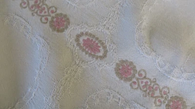 £14.99 • Buy A  Beautiful Vintage French White/ Pink Afternoon Tea Cotton Table Cloth / Cover