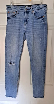$8 • Buy Zara Womens Light Wash Denim Ripped Skinny Slim Fit Jeans Frayed Trim Size 6