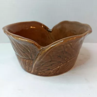 Vtg Brown Cabbage Leaf Pottery Bowl With Black  Tan Flecks Made In Portugal MINT • $22.11