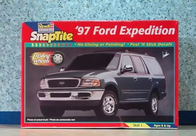 Ford '97 Ford Expedition 1:25 Scale Revell SnapTite Kit Molded In Green Open Box • $19.99