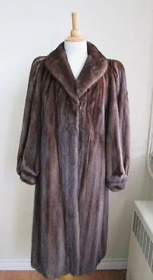 Women's Sz 10 FEMALE Mink Fur Coat MINT++  CLEARANCE SALE 💰  • $695