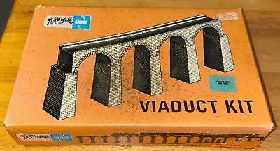 Atlas N Gauge/Scale Viaduct Kit Model Trains/Railroad 2826 Arch/Bridge 1974 • $5.99