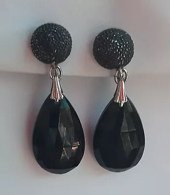 Vintage TRIFARI  Earrings  Black Onyx Like Drop Bead Dangle  Clip  On • $8.99
