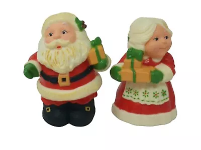 Vintage 1980s HALLMARK Mr & Mrs SANTA CLAUS Plastic Salt And Pepper Shakers • $5.74