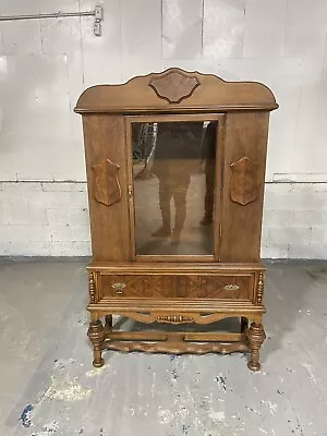 Antique Library Liquor Cabinet • $500