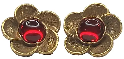 MMA Metropolitan Museum Of Art Red Glass Cabochon Floral Stud Earrings 3/4'' • $29.95