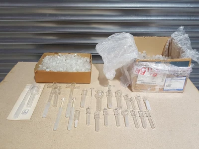 £155 • Buy Job Lot 150 Glass Test Tubes & Stoppers Glassware Homogenisers Lab