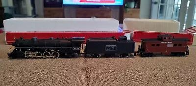 Mantua 2-8-2 Steam Locomotive Midland Valley With Matching Cabooseultra Nice. • $190