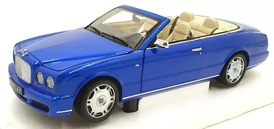 Minichamps 1/18 Scale Diecast 100 139501 - Bentley Azure 2006 - Blue Metallic • $326.99