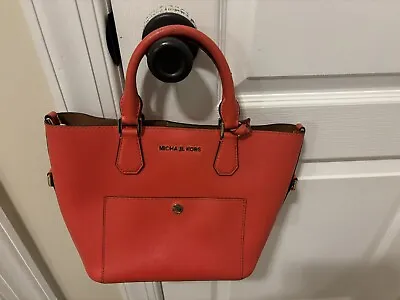 Michael Kors Orange Leather Handbag • $85