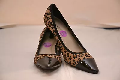 Ellen Tracy Black Leopard Kitten Heel Shoes Size 8.5 • $29.07