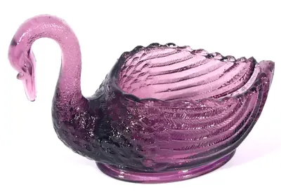 Vintage 3.75  X 2.5  Amethyst Glass Swan Very Elegant And Beautiful Mint! • $8.99