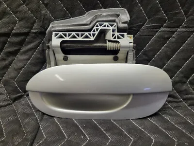 BMW E39 5-Series Rear Left Outer Door Handle Titansilber 51228245465 • $49.99