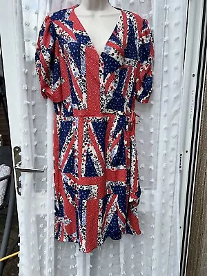 Beautiful Ditsy Floral Spot Union Jack Short Sleeve Wrap Stretchy Tea Dress 20 • £39.99