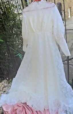 Vintage Wedding Dress White Lace Overlay Lined Puff Sleeve Long Train  10 • $79.96