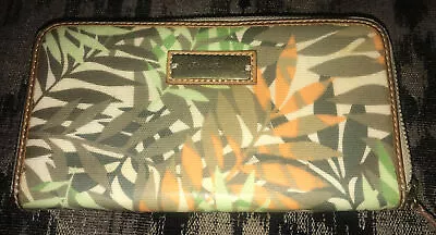 Eddie Bauer Women’s Wallet/Clutch - Green Coated Canvas & Leather Tropical • $19.99
